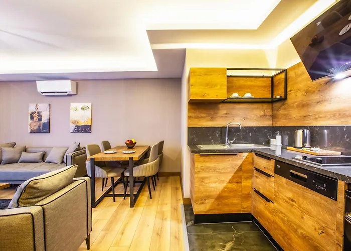 Nehir Otel