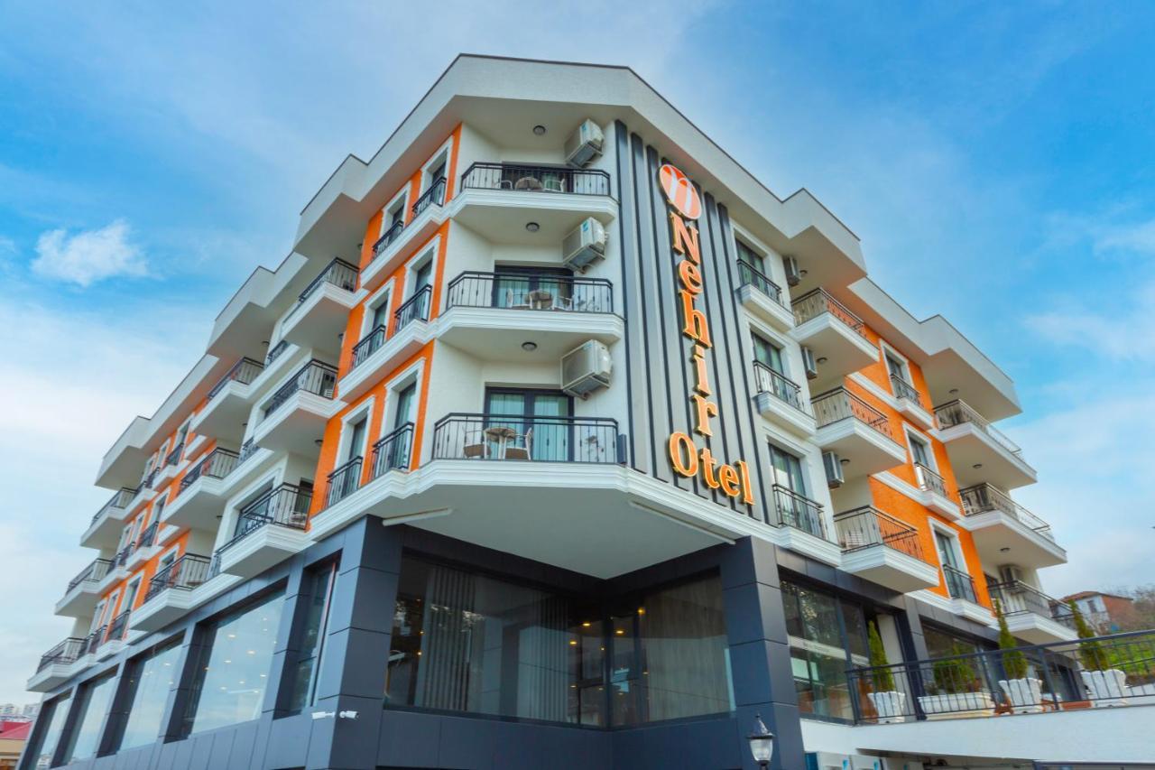 Otel Nehır *